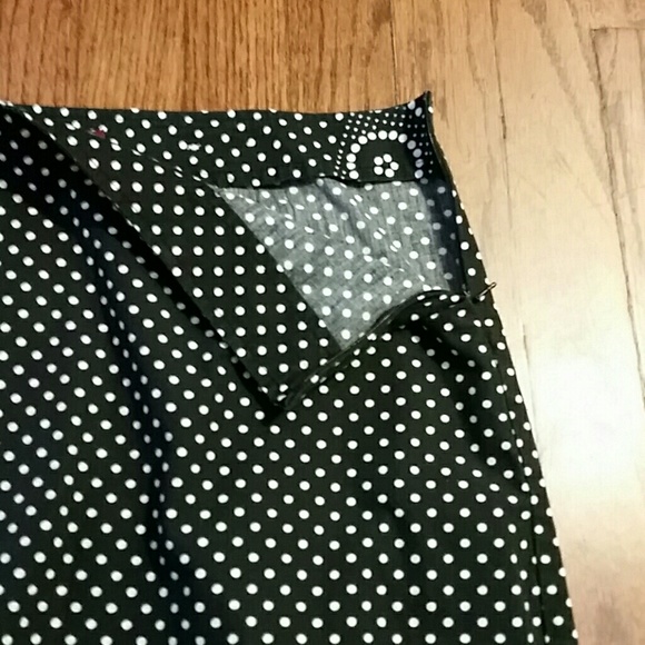 Cute Polka-dot Skirt - Picture 2 of 3